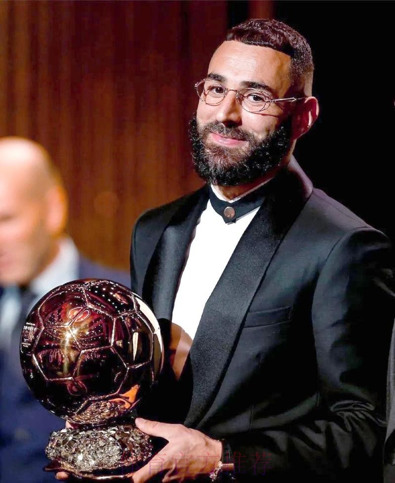 卡塞米罗:巴萨处在最好的状态 本泽马应拿金球奖 卡塞米罗:巴萨处在最好的状态 本泽马应拿金球奖